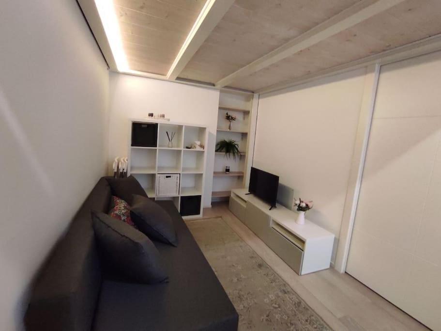 Duomo Porta Venezia Mini Loft Con Wifi E Netflix Apartamento Milão Exterior foto